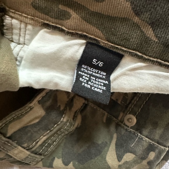 Camo Jean Shorts - Picture 3 of 3